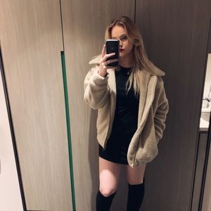 Meet your Posher, Amber